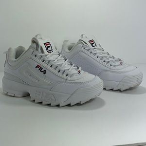 Women’s Fila Disruptor Sneaker - White - Size 9
